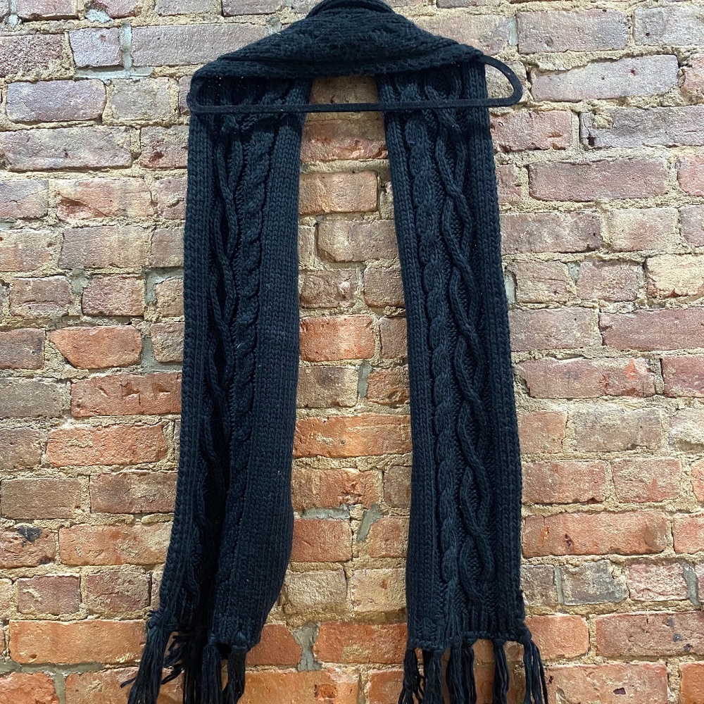 black wool scarf